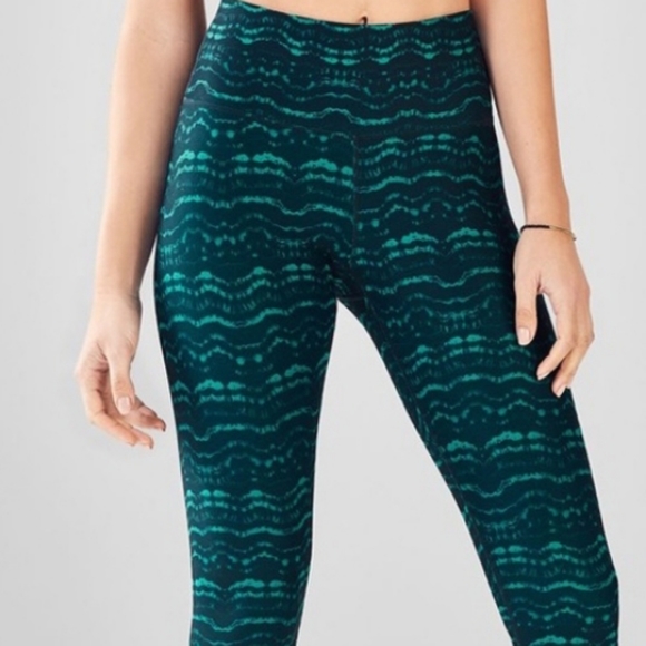 Fabletics Pants - Fabletics High Waisted Power Hold Leggings M